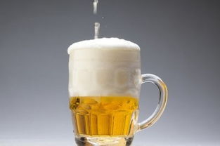 更年期女性預(yù)防子宮肌瘤 警惕這3個(gè)關(guān)鍵因素，尤其是酒精飲料